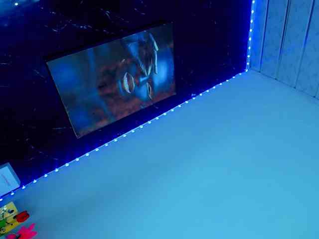 Nashla-D Sex Cam Show