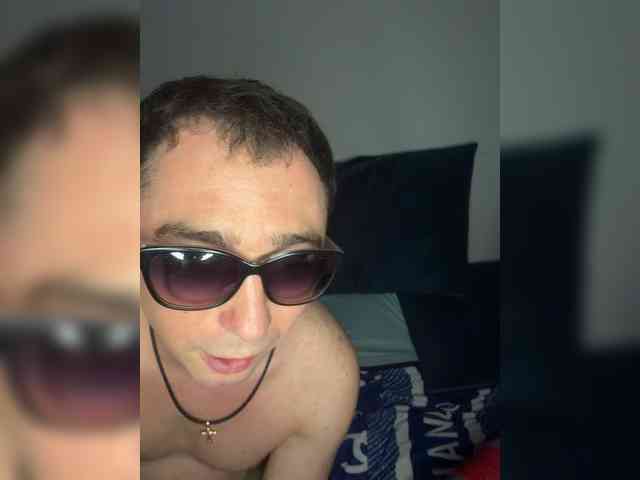 DianaDamir webcam