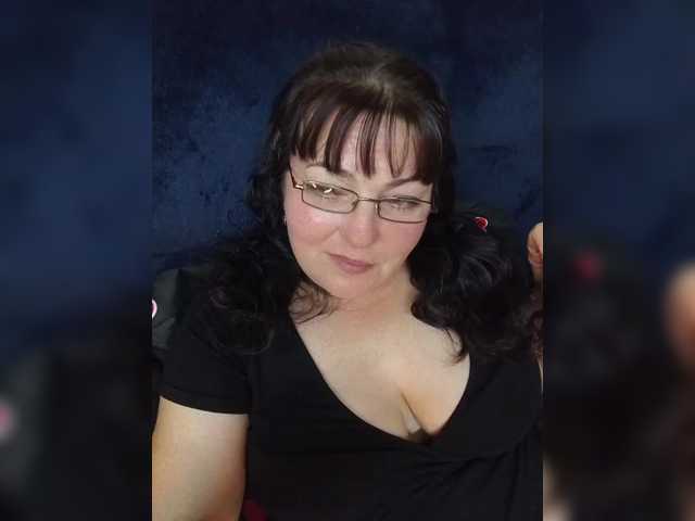 KindaKinda live cam on BongaCams