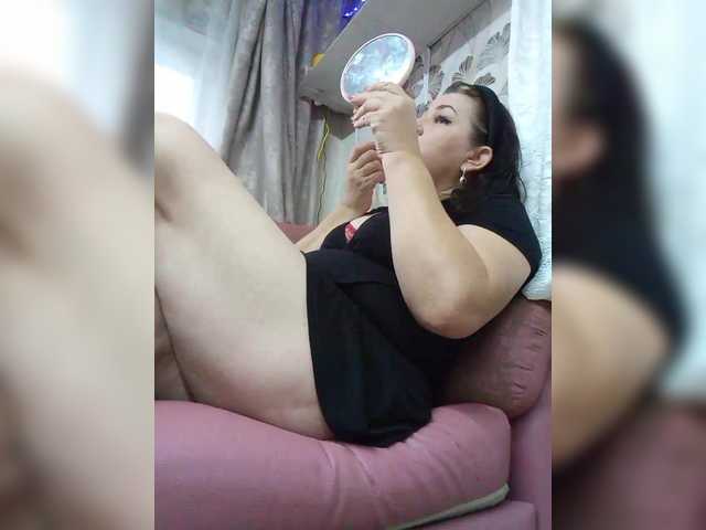 KindaKinda live cam on BongaCams