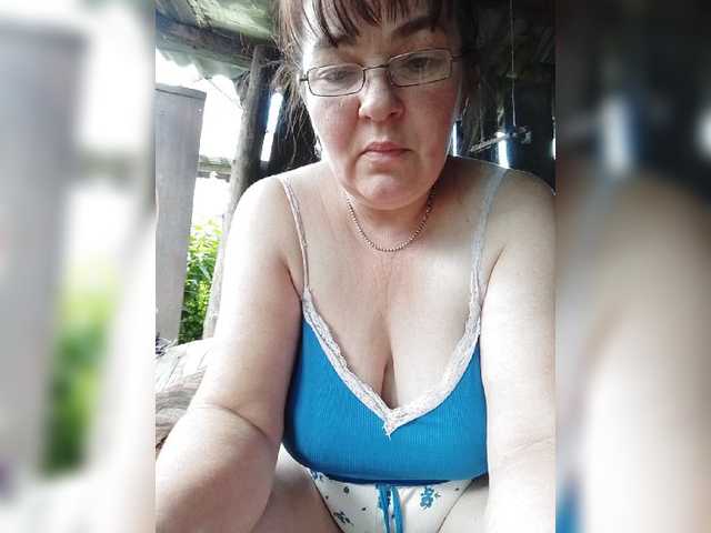 KindaKinda live cam on BongaCams
