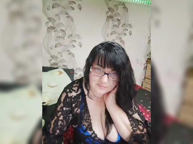 KindaKinda live cam on BongaCams