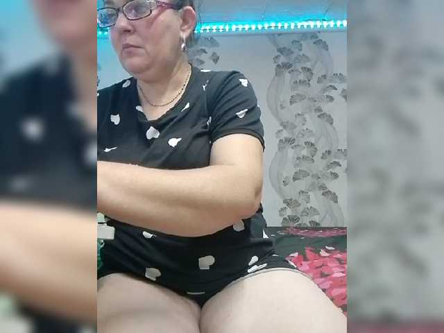 KindaKinda live cam on BongaCams