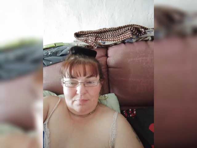 KindaKinda live cam on BongaCams