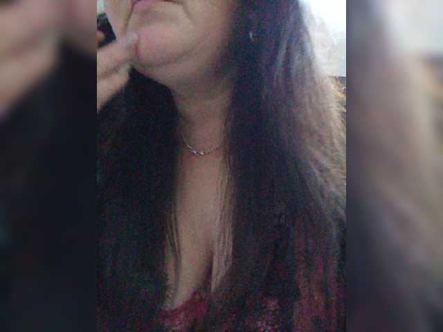 KindaKinda live cam on BongaCams