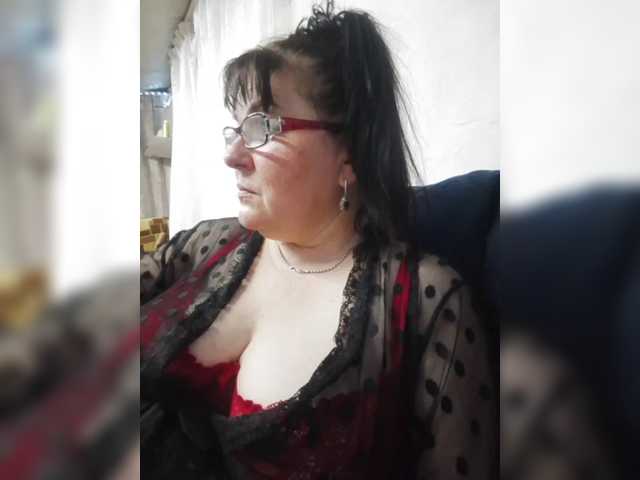 KindaKinda live cam on BongaCams