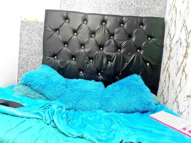 isa-x18 Live Webcam on BongaCams