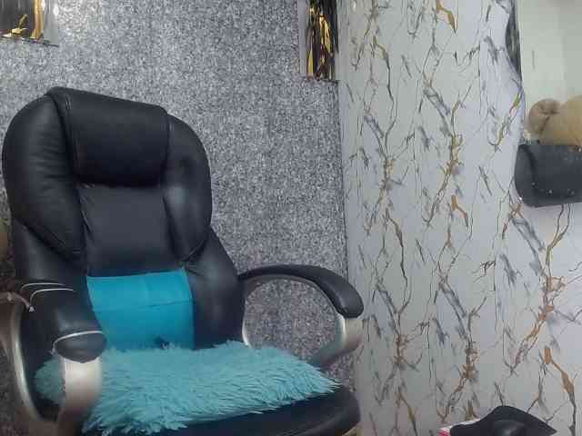 isa-x18 Sex Cam Show
