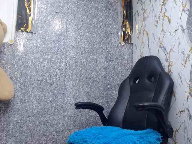 isa-x18 Sex Cam Show