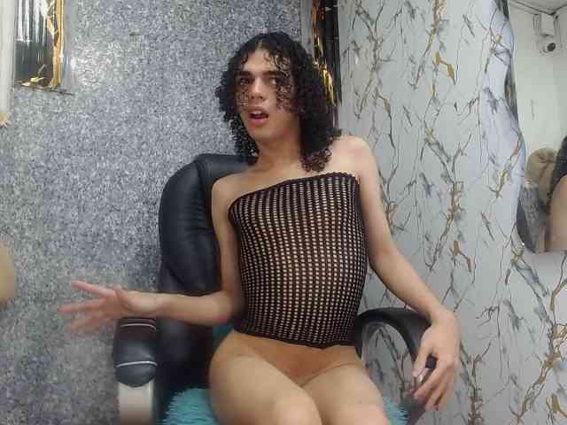isa-x18 Sex Cam Show