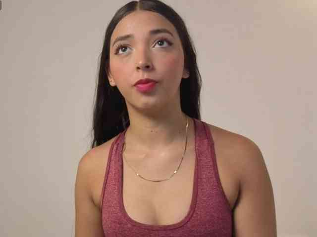 DakotaBennett webcam