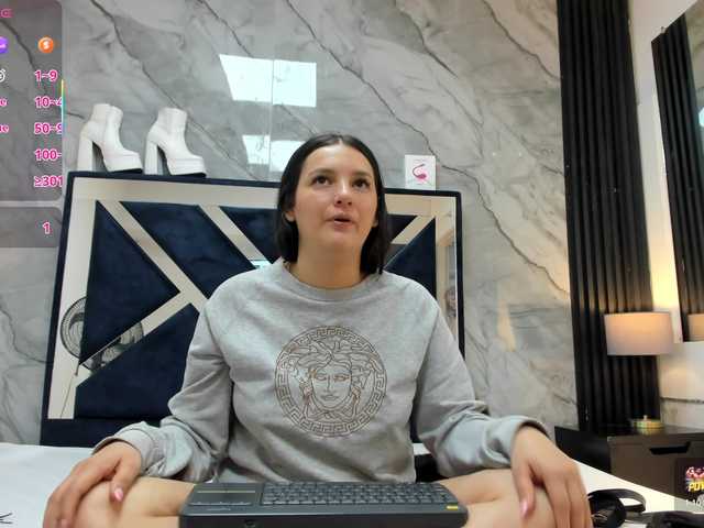 VioletRose's BongaCams show and profile