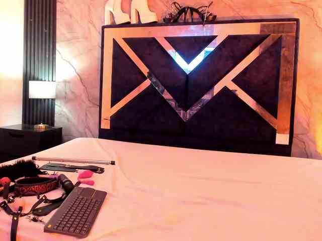 VioletRose webcam