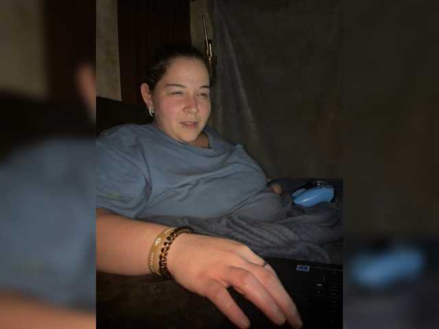 Dreamscumtrue4u — modelo de webcam en línea en bongacams