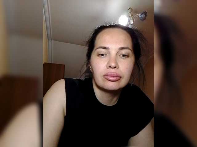 Zametnaya's BongaCams show and profile