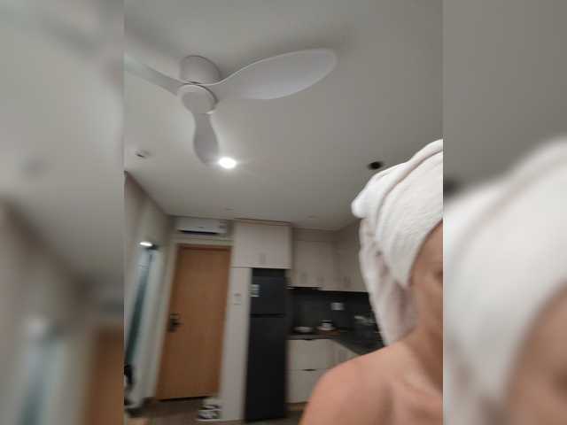 стрип от livemyself1