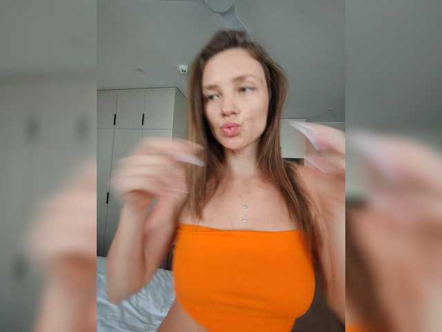 livemyself1 cam belle