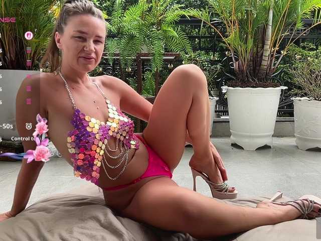 livemyself1's BongaCams show and profile