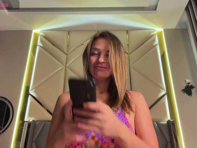 livemyself1's BongaCams show and profile