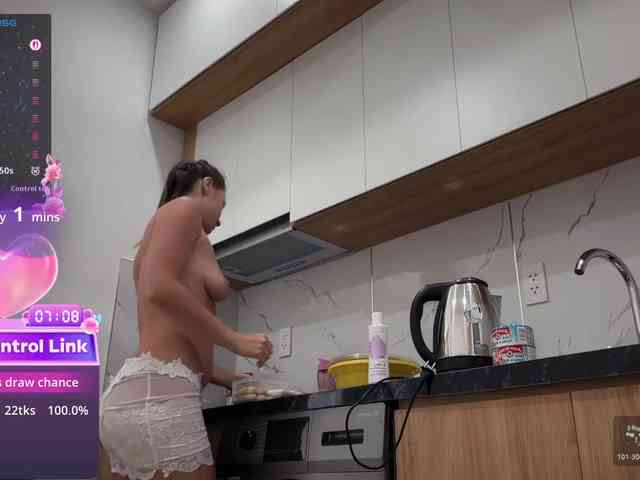 AnnMyself webcam