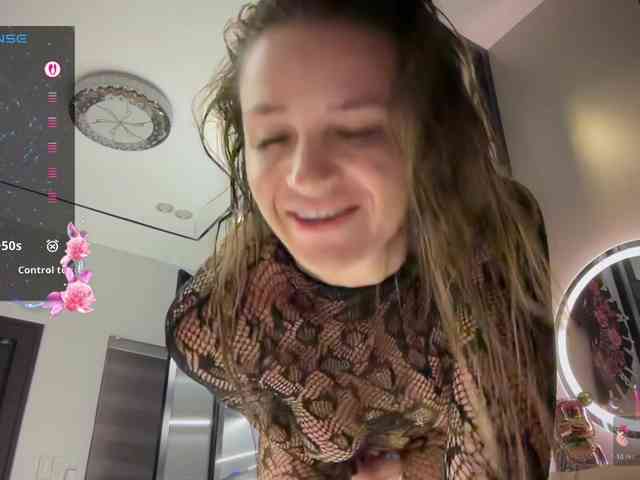 AnnMyself webcam