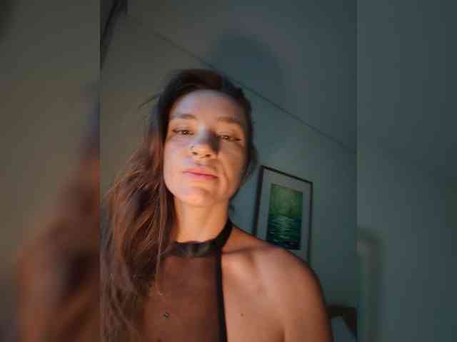 AnnMyself webcam