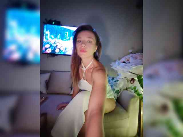 AnnMyself webcam