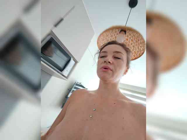 AnaMyself webcam