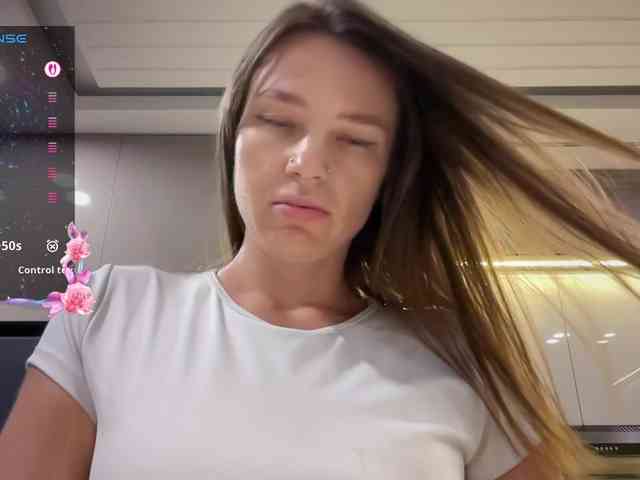 AnnMyself webcam
