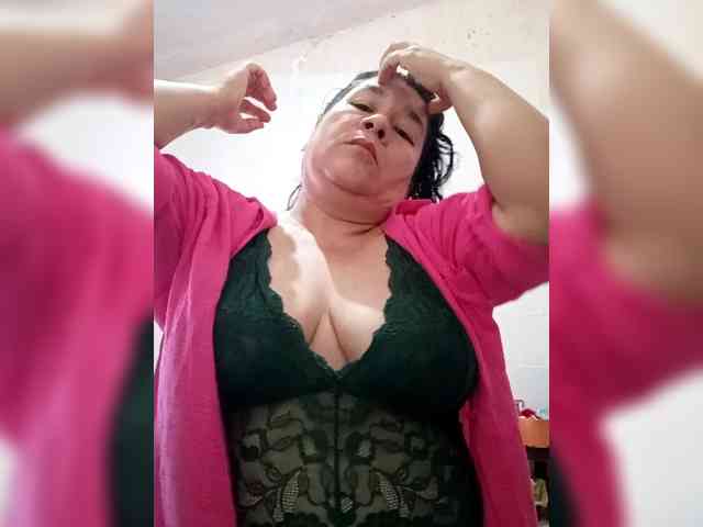 SashaSecret25 webcam