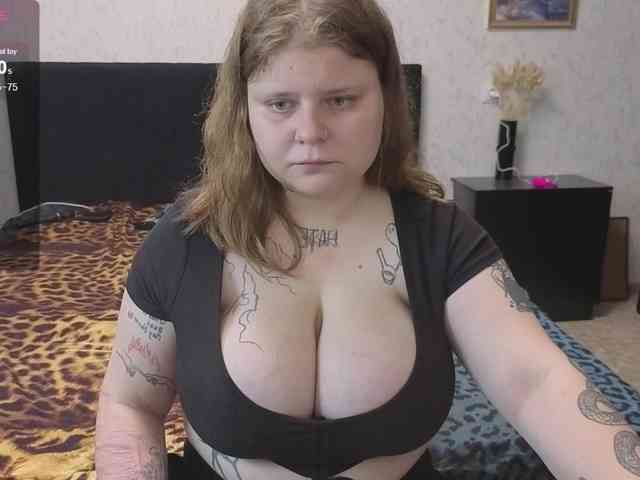 AliceLissa webcam