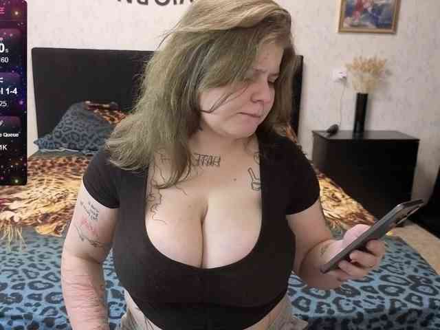 AliceLissa webcam