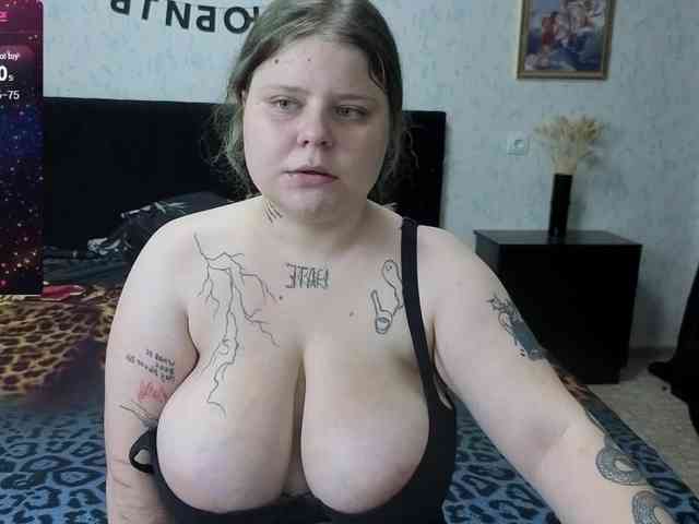 AliceLissa webcam