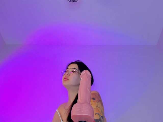 bansheescreams's BongaCams show and profile