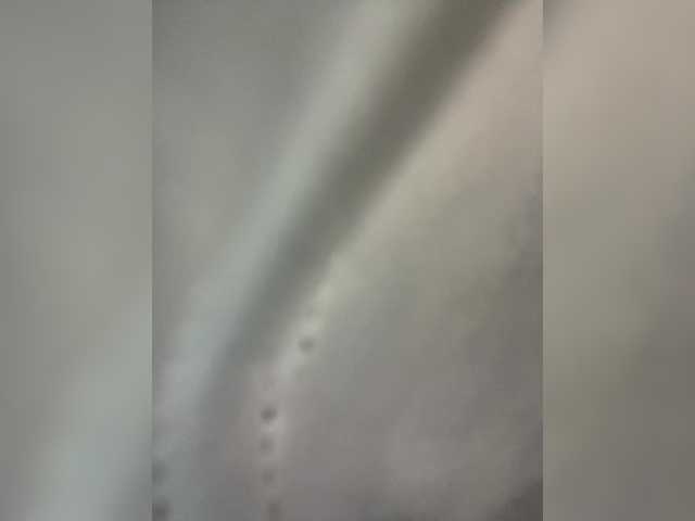 Mokraia-pisia333 live cam on BongaCams