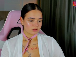 EvaRaider Porn Show