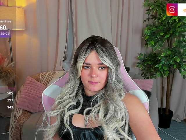 EvaRaider, en vivo ahora en BongaCams
