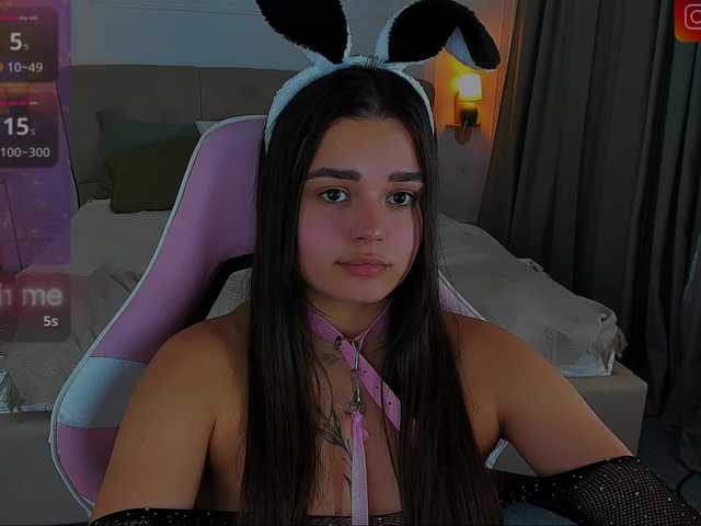 EvaRaider live cam on BongaCams