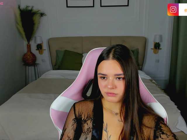 EvaRaider live cam on BongaCams