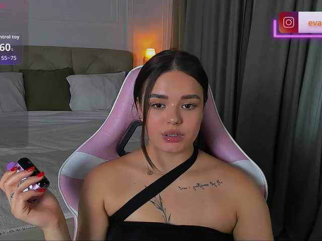 EvaRaider live cam on BongaCams