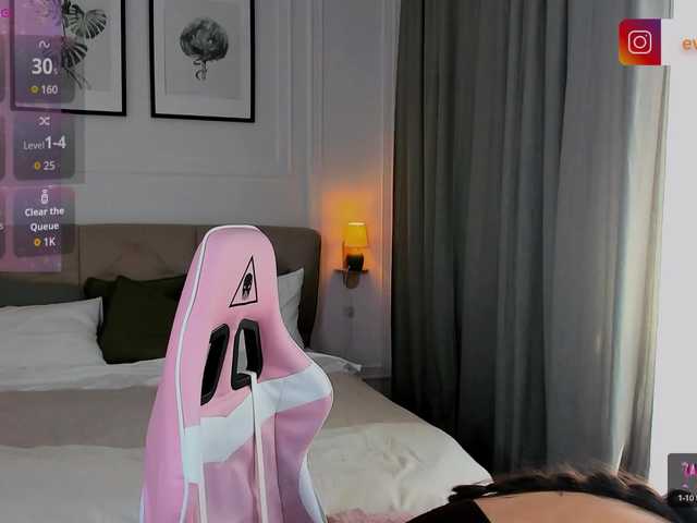 EvaRaider live cam on BongaCams