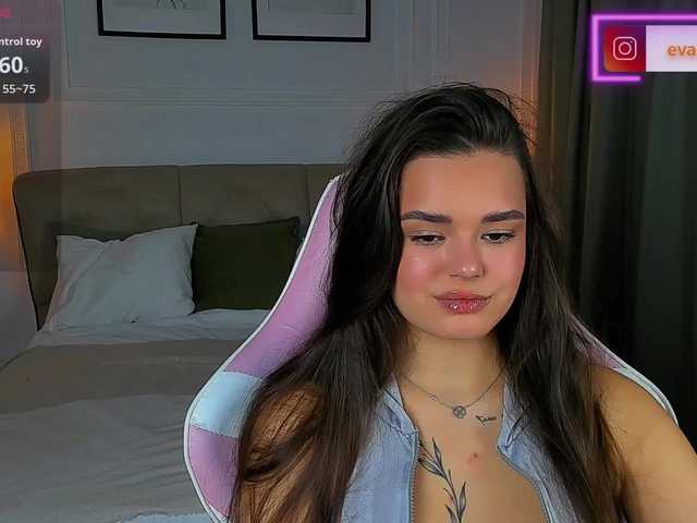 EvaRaider live cam on BongaCams