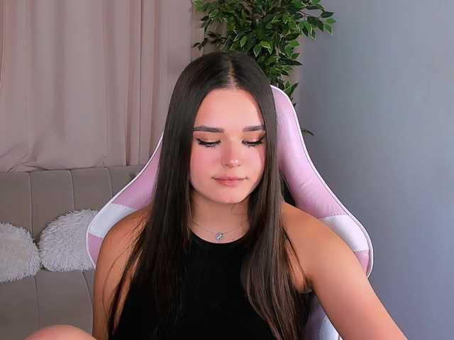 EvaRaider live cam on BongaCams