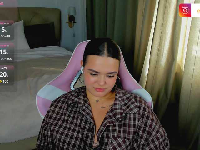 EvaRaider live cam on BongaCams