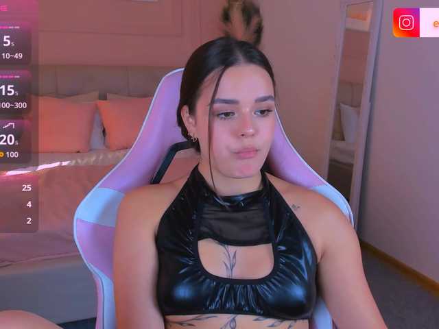 EvaRaider live cam on BongaCams