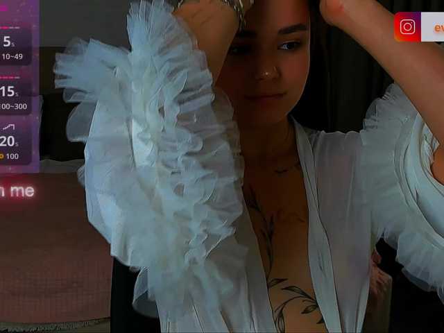 EvaRaider live cam on BongaCams