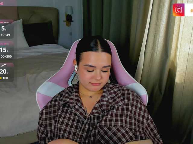 EvaRaider live cam on BongaCams