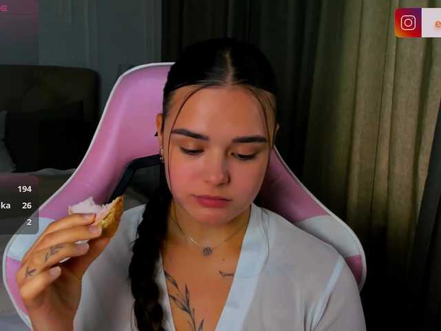 EvaRaider live cam on BongaCams