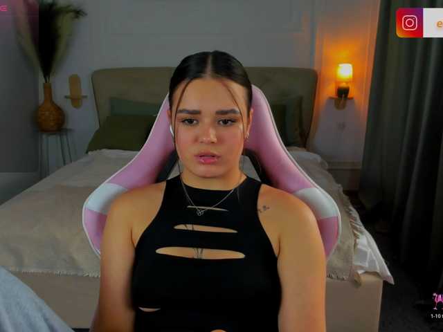 EvaRaider live cam on BongaCams
