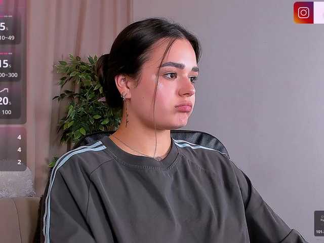 EvaRaider live cam on BongaCams